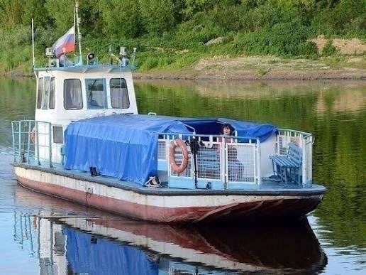 Расписание теплохода «Зуша» Серпухов — Сады 2026: график движения и цены