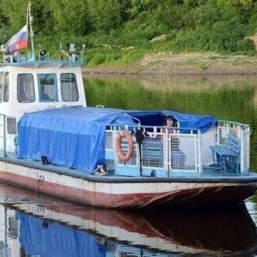 Расписание теплохода «Зуша» Серпухов — Сады 2026: график движения и цены
